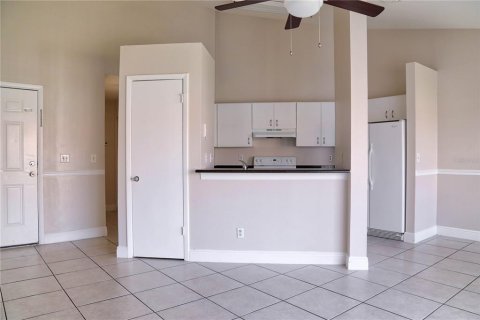 Condo in Orlando, Florida, 2 bedrooms  № 1880614 - photo 6
