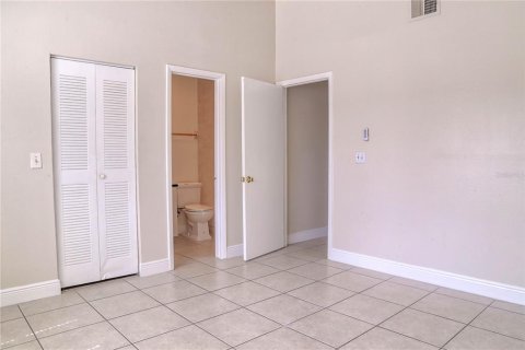Condo in Orlando, Florida, 2 bedrooms  № 1880614 - photo 11