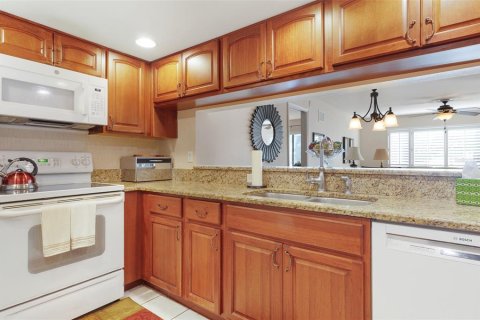 Condo in Clearwater, Florida, 2 bedrooms  № 1658152 - photo 6
