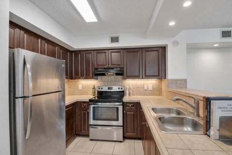 Condominio en venta en West Palm Beach, Florida, 2 dormitorios, 99.59 m2 № 2248146 - foto 4