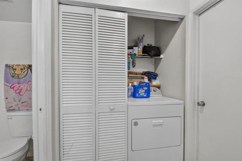 Condominio en venta en West Palm Beach, Florida, 2 dormitorios, 99.59 m2 № 2248146 - foto 15
