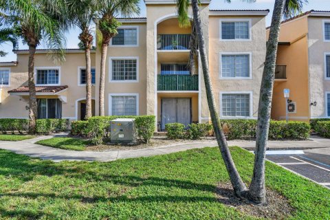Condominio en venta en West Palm Beach, Florida, 2 dormitorios, 99.59 m2 № 2248146 - foto 2