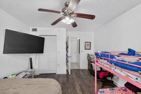 Condominio en venta en West Palm Beach, Florida, 2 dormitorios, 99.59 m2 № 2248146 - foto 20