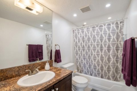 Condominio en venta en West Palm Beach, Florida, 2 dormitorios, 99.59 m2 № 2248146 - foto 13
