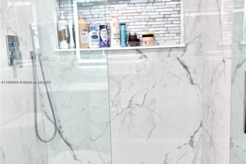 Купить таунхаус в Авентура, Флорида 3 спальни, 123.56м2, № 2020854 - фото 12