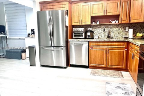 Купить таунхаус в Авентура, Флорида 3 спальни, 123.56м2, № 2020854 - фото 4