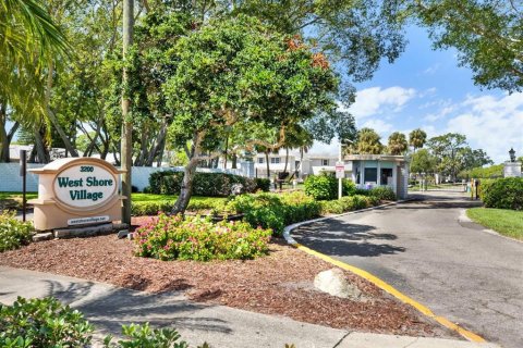 Copropriété à vendre à Saint Petersburg, Floride: 1 chambre, 59.92 m2 № 1755455 - photo 2