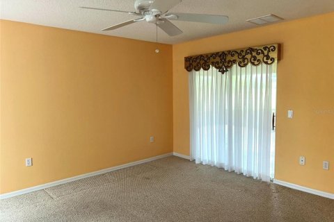 House in Hudson, Florida 3 bedrooms, 172.98 sq.m. № 2232086 - photo 12