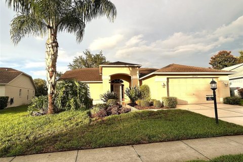 House in Hudson, Florida 3 bedrooms, 172.98 sq.m. № 2232086 - photo 2