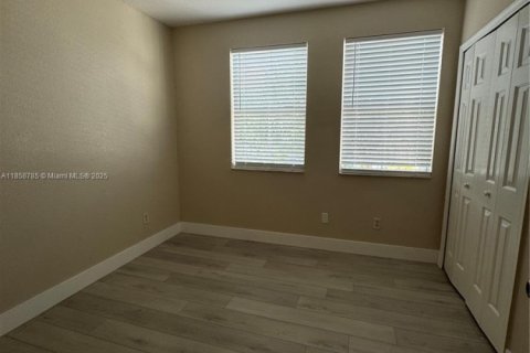 Adosado en venta en Miramar, Florida, 3 dormitorios, 134.71 m2 № 1888285 - foto 8