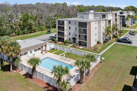 Condo in Port Richey, Florida, 2 bedrooms № 2214034 - photo 28