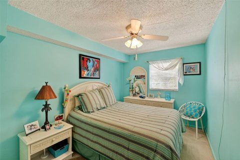 Condo in Port Richey, Florida, 2 bedrooms № 2214034 - photo 19