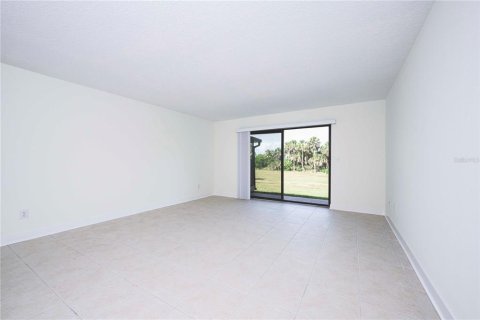Townhouse in Flagler Beach, Florida 2 bedrooms, 128.21 sq.m. № 1819584 - photo 8