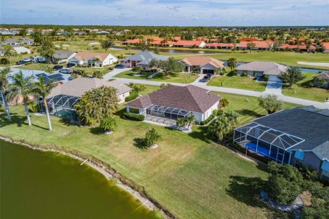 Villa ou maison à vendre à Lake Suzy, Floride: 2 chambres, 183.57 m2 № 2143956 - photo 30