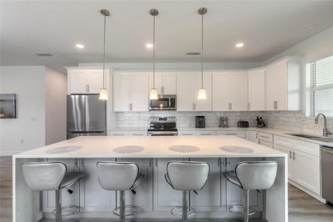 Villa ou maison à vendre à Edgewater, Floride: 3 chambres, 156.35 m2 № 2411450 - photo 4