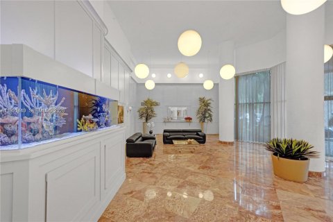 Condominio en venta en Aventura, Florida, 2 dormitorios, 106.84 m2 № 2006064 - foto 15