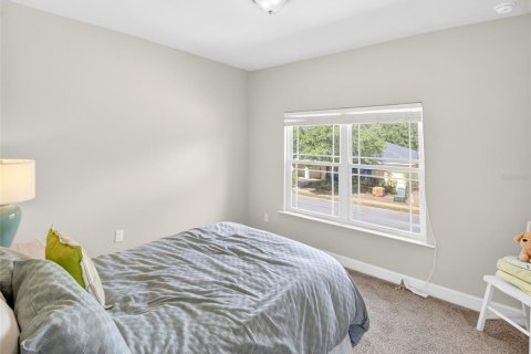 Townhouse in Gainesville, Florida 3 bedrooms, 159.7 sq.m. № 2157759 - photo 28