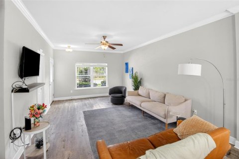 Townhouse in Gainesville, Florida 3 bedrooms, 159.7 sq.m. № 2157759 - photo 7