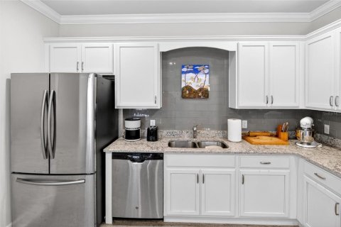 Townhouse in Gainesville, Florida 3 bedrooms, 159.7 sq.m. № 2157759 - photo 21