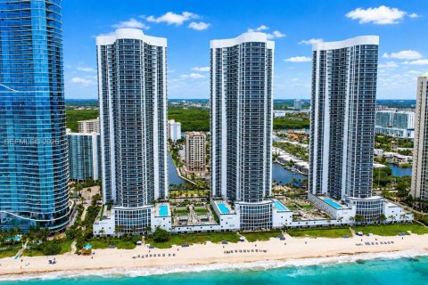 Copropriété à vendre à Sunny Isles Beach, Floride: 2 chambres, 171.59 m2 № 2186124 - photo 30