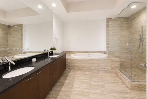 Copropriété à vendre à Sunny Isles Beach, Floride: 2 chambres, 171.59 m2 № 2186124 - photo 14