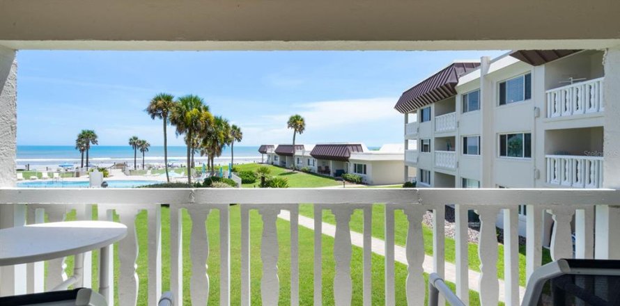 Condominio en New Smyrna Beach, Florida, 2 dormitorios № 1564572