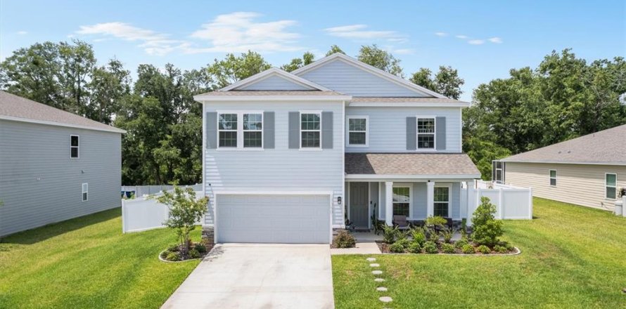 House in Alachua, Florida 4 bedrooms, 257.8 sq.m. № 1819471