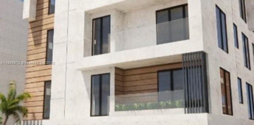 Terrain à Hollywood, Floride № 2012361