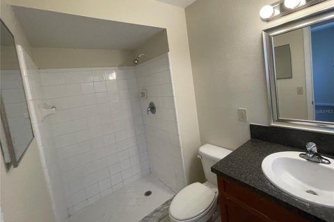 Villa ou maison à louer à Altamonte Springs, Floride: 4 chambres, 120.12 m2 № 2406460 - photo 6
