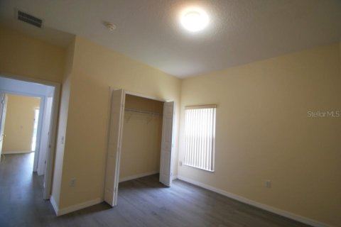 Casa en venta en Davenport, Florida, 5 dormitorios, 227.7 m2 № 1751821 - foto 22