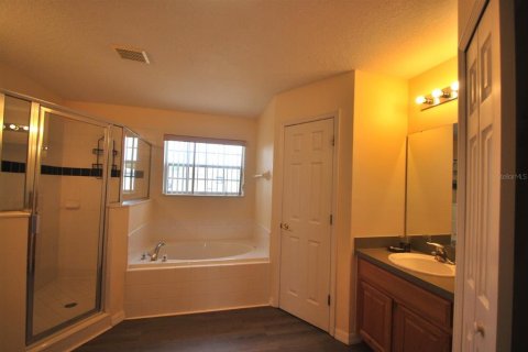 Casa en venta en Davenport, Florida, 5 dormitorios, 227.7 m2 № 1751821 - foto 18