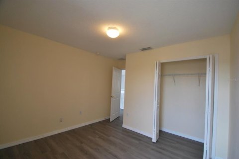 Casa en venta en Davenport, Florida, 5 dormitorios, 227.7 m2 № 1751821 - foto 28
