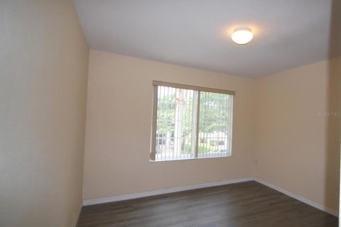 Casa en venta en Davenport, Florida, 5 dormitorios, 227.7 m2 № 1751821 - foto 29