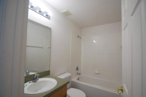 Casa en venta en Davenport, Florida, 5 dormitorios, 227.7 m2 № 1751821 - foto 26
