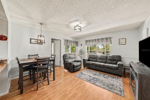 Condo in Hudson, Florida, 2 bedrooms № 2112788 - photo 6