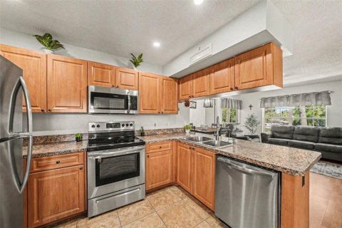 Condo in Hudson, Florida, 2 bedrooms № 2112788 - photo 3