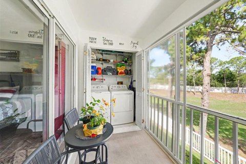 Condo in Hudson, Florida, 2 bedrooms № 2112788 - photo 14
