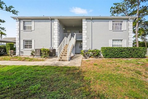 Condominio en Hudson, Florida, 2 dormitorios  № 2112788