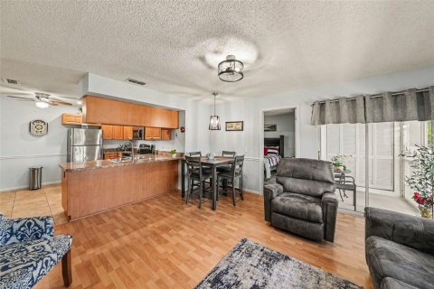 Condo in Hudson, Florida, 2 bedrooms № 2112788 - photo 7