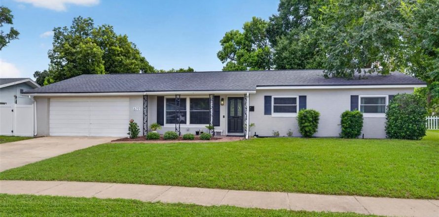 Villa ou maison à Altamonte Springs, Floride 3 chambres, 156.45 m2 № 2417063
