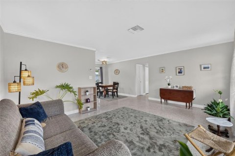 Villa ou maison à vendre à Altamonte Springs, Floride: 3 chambres, 156.45 m2 № 2417063 - photo 6