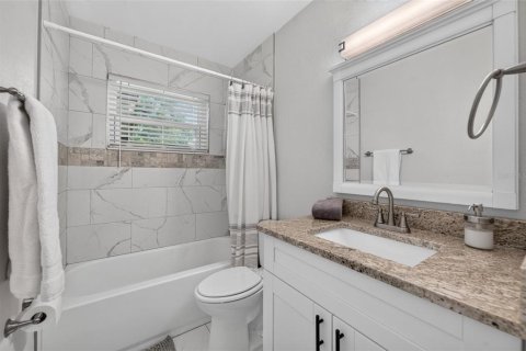 Villa ou maison à vendre à Altamonte Springs, Floride: 3 chambres, 156.45 m2 № 2417063 - photo 25