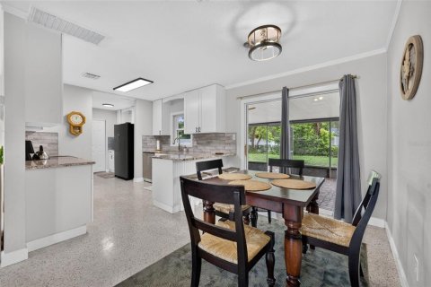 Villa ou maison à vendre à Altamonte Springs, Floride: 3 chambres, 156.45 m2 № 2417063 - photo 7