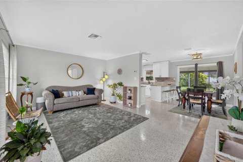 Villa ou maison à vendre à Altamonte Springs, Floride: 3 chambres, 156.45 m2 № 2417063 - photo 3
