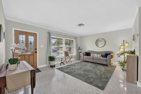 Villa ou maison à vendre à Altamonte Springs, Floride: 3 chambres, 156.45 m2 № 2417063 - photo 4
