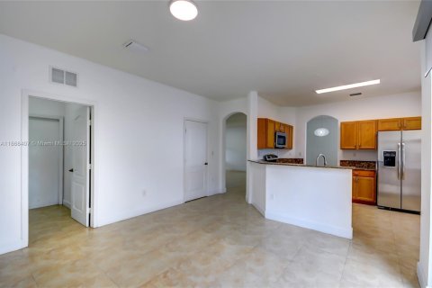 Townhouse in Doral, Florida 3 bedrooms, 190.54 sq.m. № 1928087 - photo 16