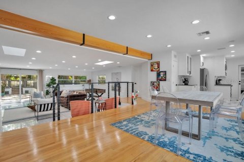Casa en alquiler en Windermere, Florida, 3 dormitorios, 159.14 m2 № 2101436 - foto 4