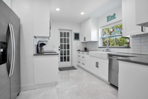 Casa en alquiler en Windermere, Florida, 3 dormitorios, 159.14 m2 № 2101436 - foto 10
