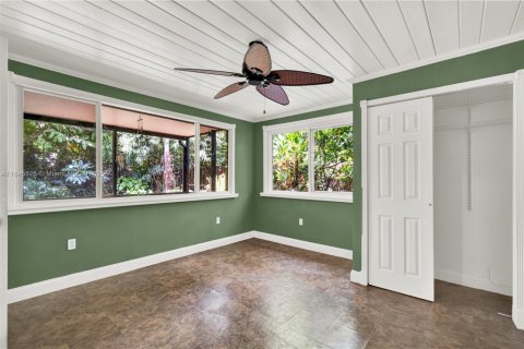 House in Pompano Beach, Florida 3 bedrooms, 88.16 sq.m. № 1857020 - photo 10