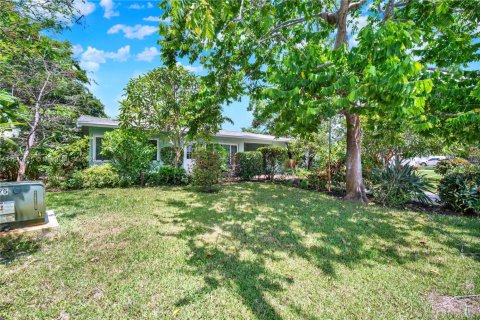 House in Pompano Beach, Florida 3 bedrooms, 88.16 sq.m. № 1857020 - photo 22